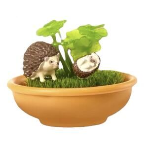 New MGA Miniverse Make it Mini Animals Series 1 - **HEDGEHOG**